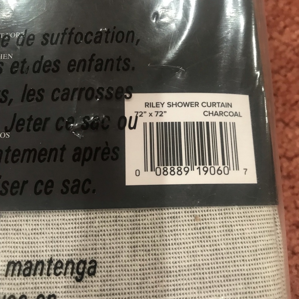 UGG shower curtain brand new - Picture 6 of 7